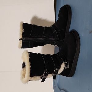 UGG Maddi Boot Girls 3 Black Suede White Shearling Zip Up